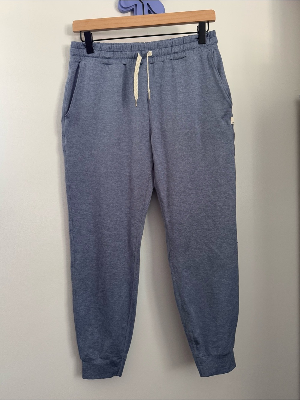 Vuori Small Performance Jogger Light Azure Blue Outdoor Comfy Lounge